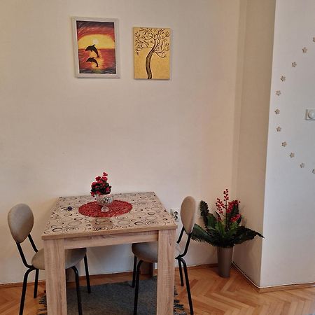 Luka Lux Appartement Ni Buitenkant foto
