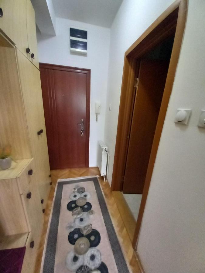Luka Lux Appartement Ni Buitenkant foto